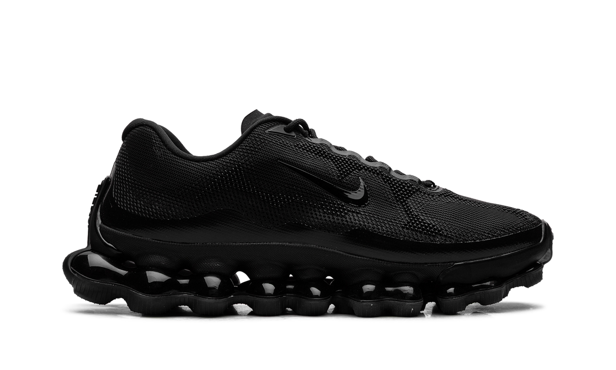 Air Liquid Max "Triple Black" IQ7634 003
