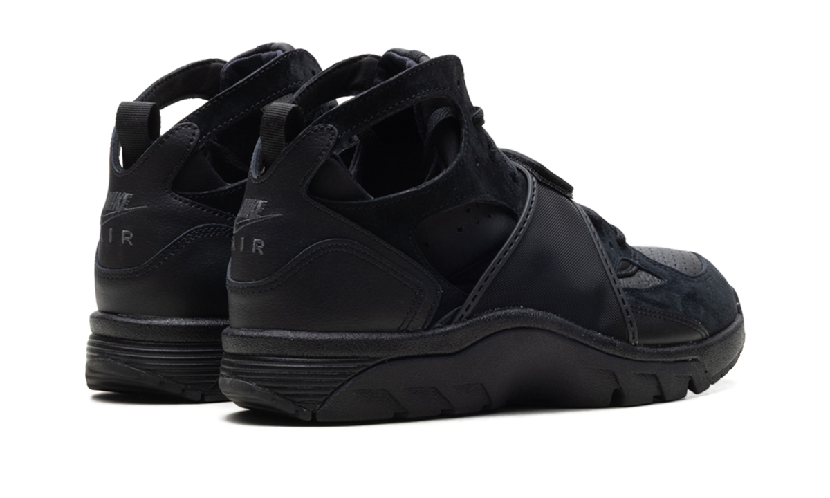 Air Trainer Huarache "Triple Black" IB0497 002
