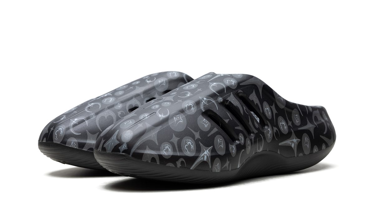 adiFOM IIInfinity Mule "Thug Club Core Black" KI0825