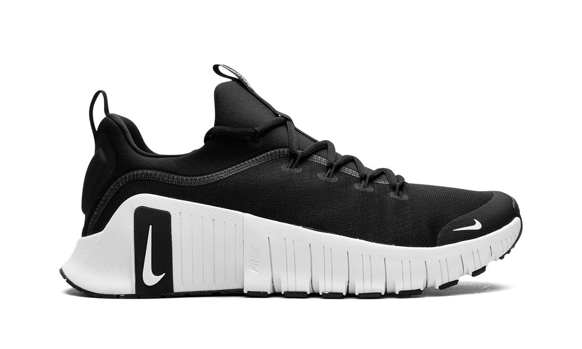 Free Metcon 6 "Black / White" FJ7127 001