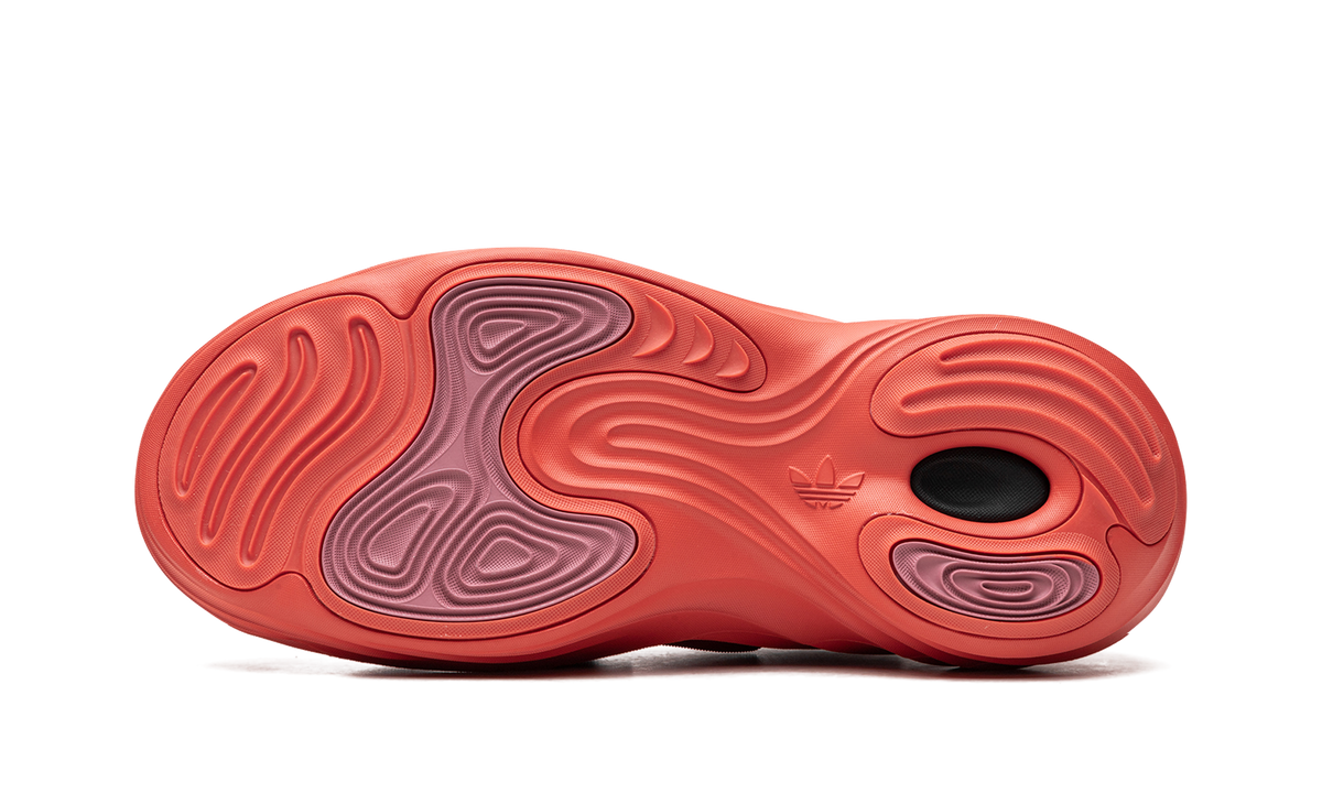 adiFOM Q "Preloved Red" IE4707