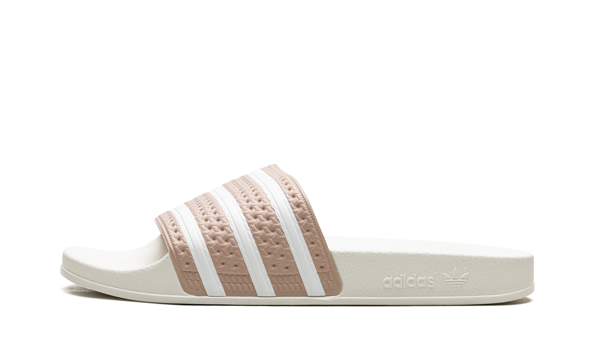 ADILETTE "White" GY2102