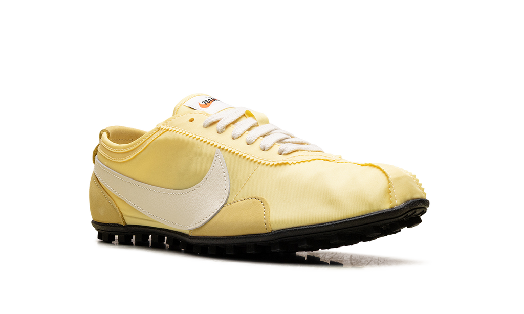 Moon Shoe "Soft Yellow" IW0955 700