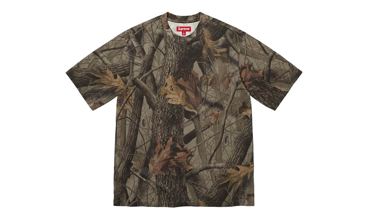 Rhinestone Script S/S Top "SS26 - Realtree Hardwoods Camo" SU27915