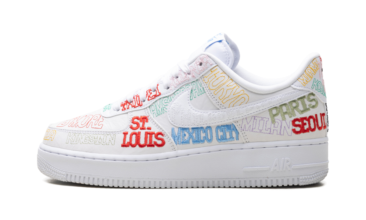 Air Force 1 Low "World Tour White" II1549 100