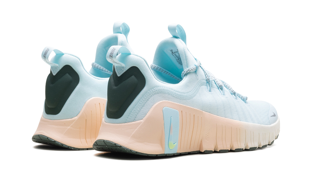 Free Metcon 6 Premium WMNS "Glacier Blue Washed Coral Vintage Green Metallic Silver" HV5228 474