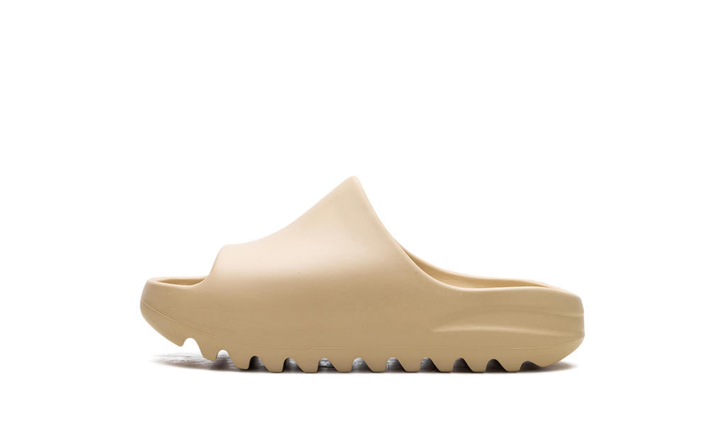 Yeezy Slide Kids "Desert Sand" FW6346