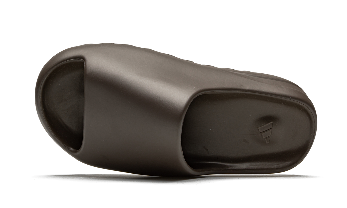 Yeezy Slide "Soot" G55495
