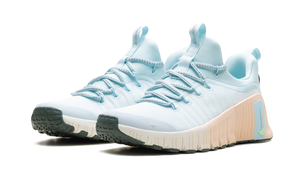 Free Metcon 6 Premium WMNS "Glacier Blue Washed Coral Vintage Green Metallic Silver" HV5228 474