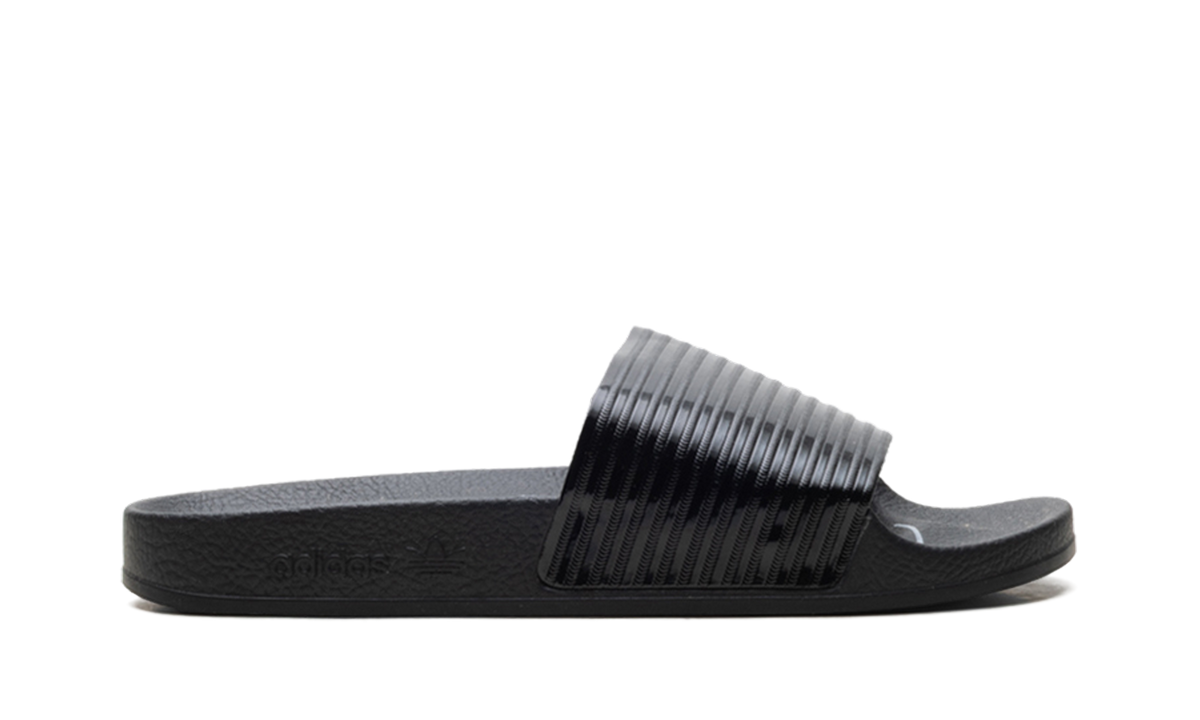 Adilette Slides WMNS "Black" F33934