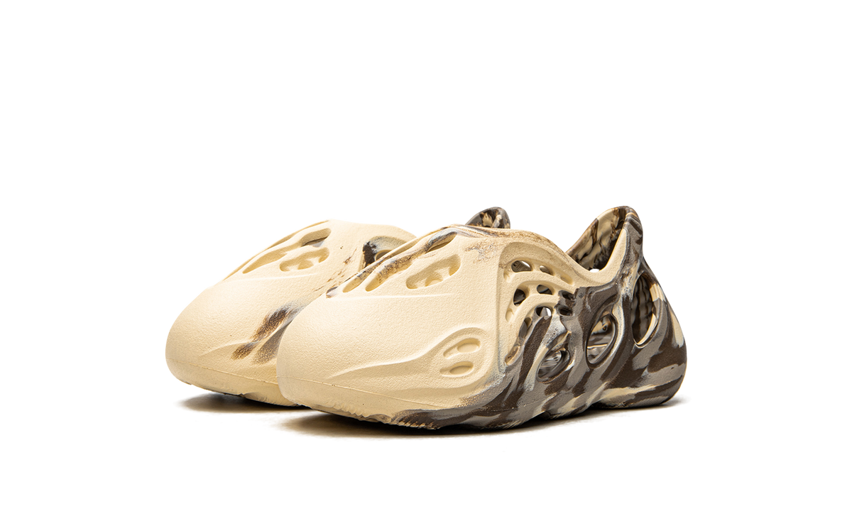 Yeezy Foam Runner MX Kids "Cream" GX8802