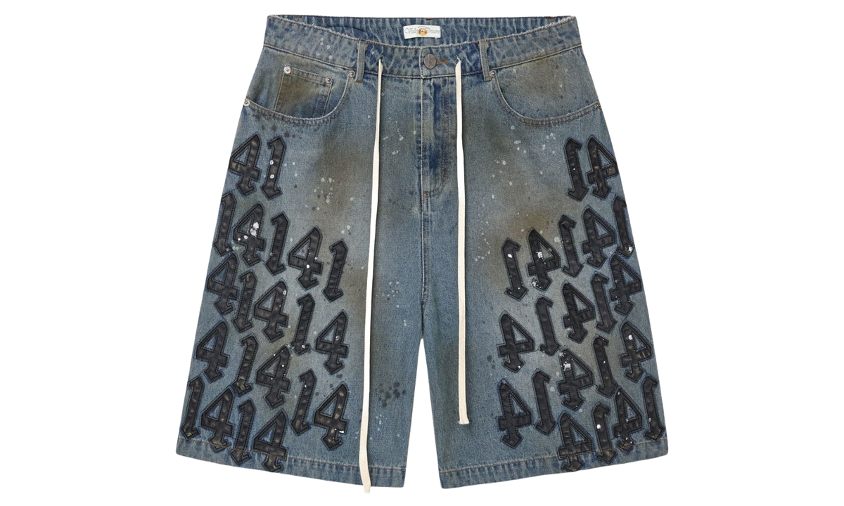 Black Charm Shorts "Black" VAL386
