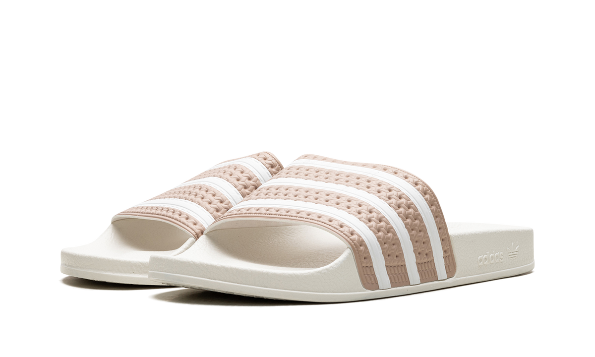 ADILETTE "White" GY2102