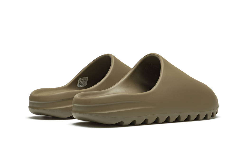 Yeezy Slide "Earth Brown" FV8425