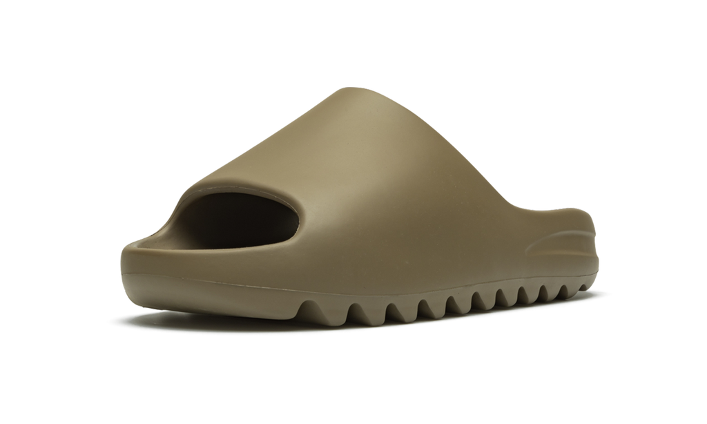 Yeezy Slide "Earth Brown" FV8425