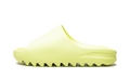 Yeezy Slide "Glow" GX6138